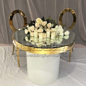 Wedding Cake Table