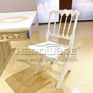 White Color Napoleon Chair