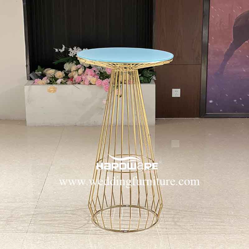 Glass cocktail table
