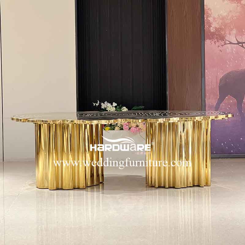 Royal wedding table