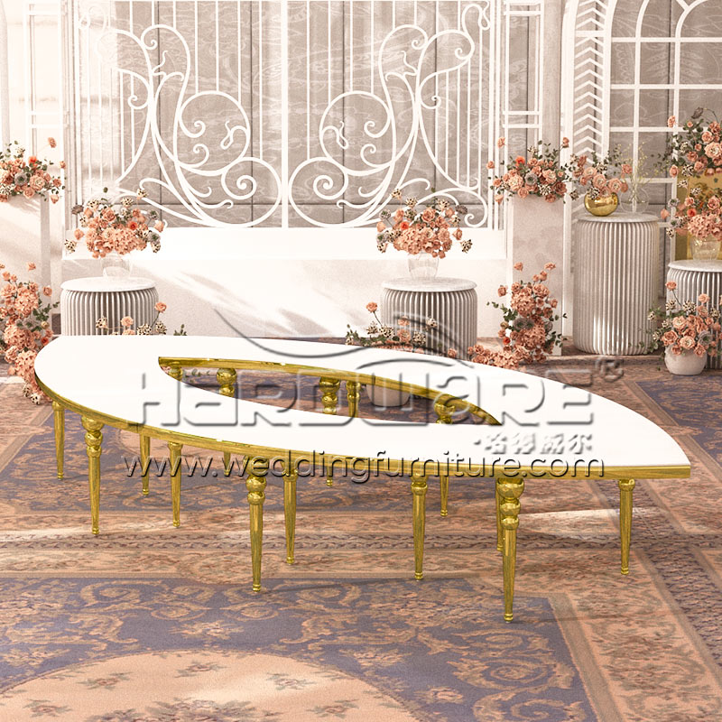 Oval wedding tables luxury with 3 ball legs
