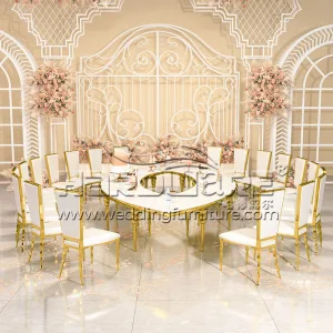 Oval wedding tables