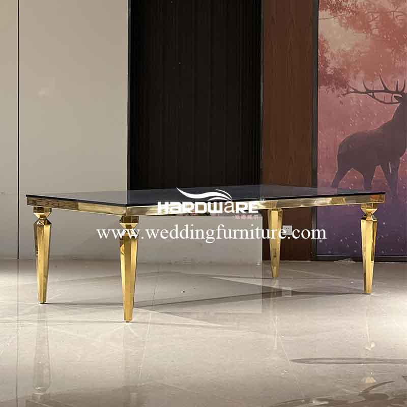 Mirrored dining table