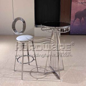 Round cocktail tables