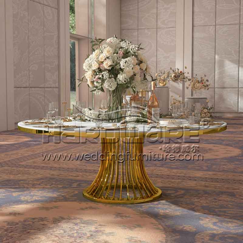 Round tables for events