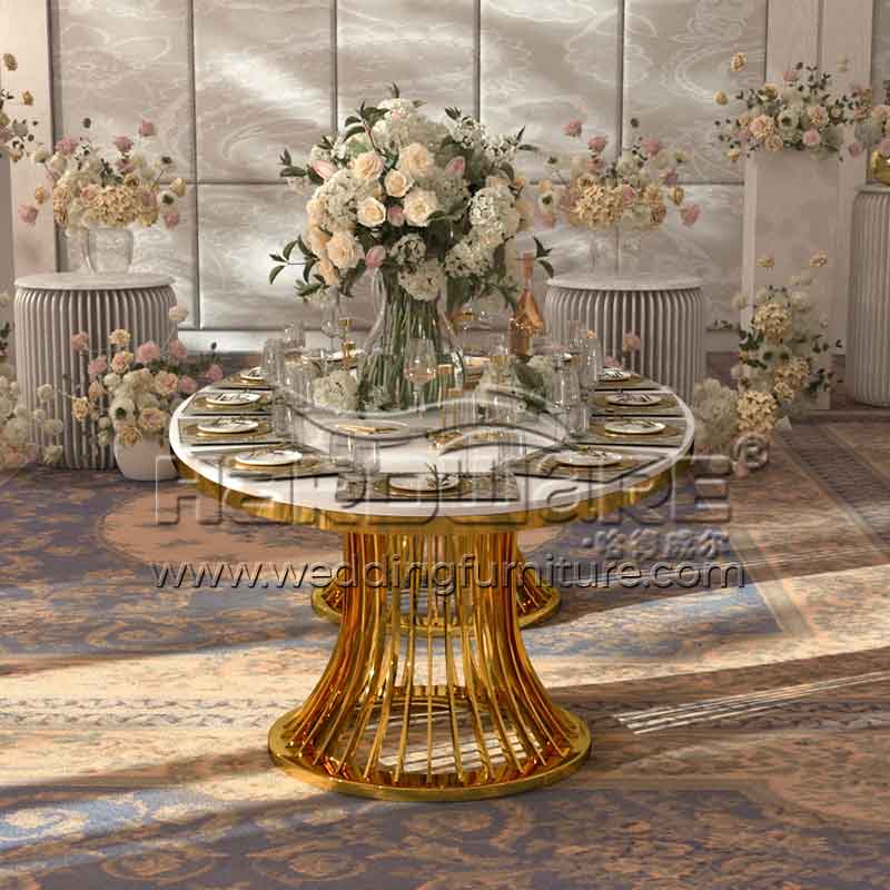 Oval dining room tables