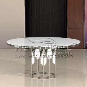 Round Tables Party
