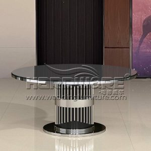 Round Restaurant Table