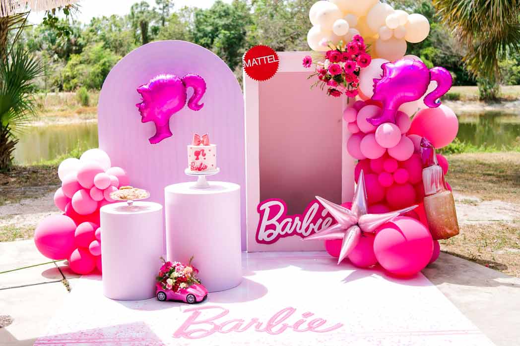 Barbie-inspired Wedding Furniture