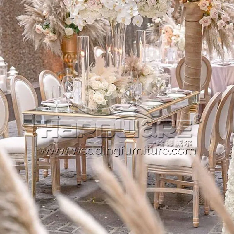 How To Decorate A Banquet Table