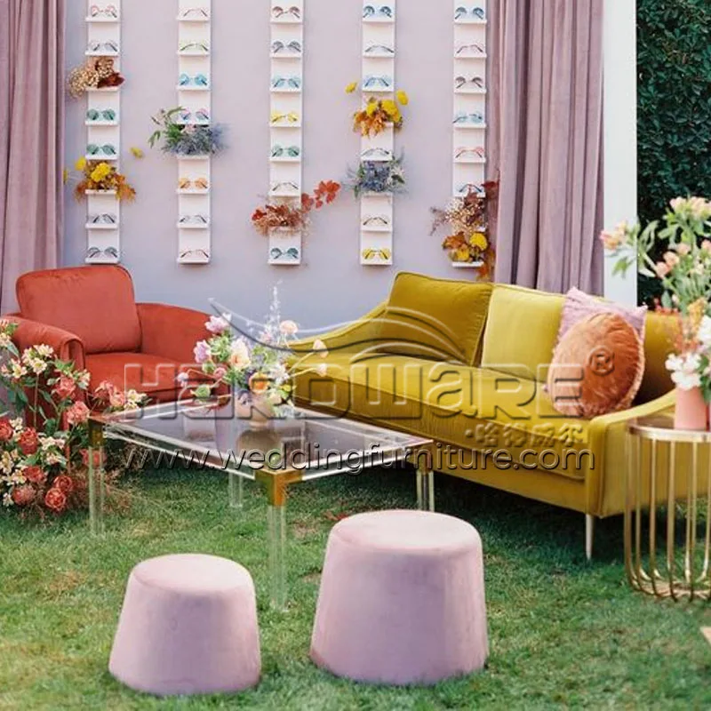 Incorporating Bold Colors