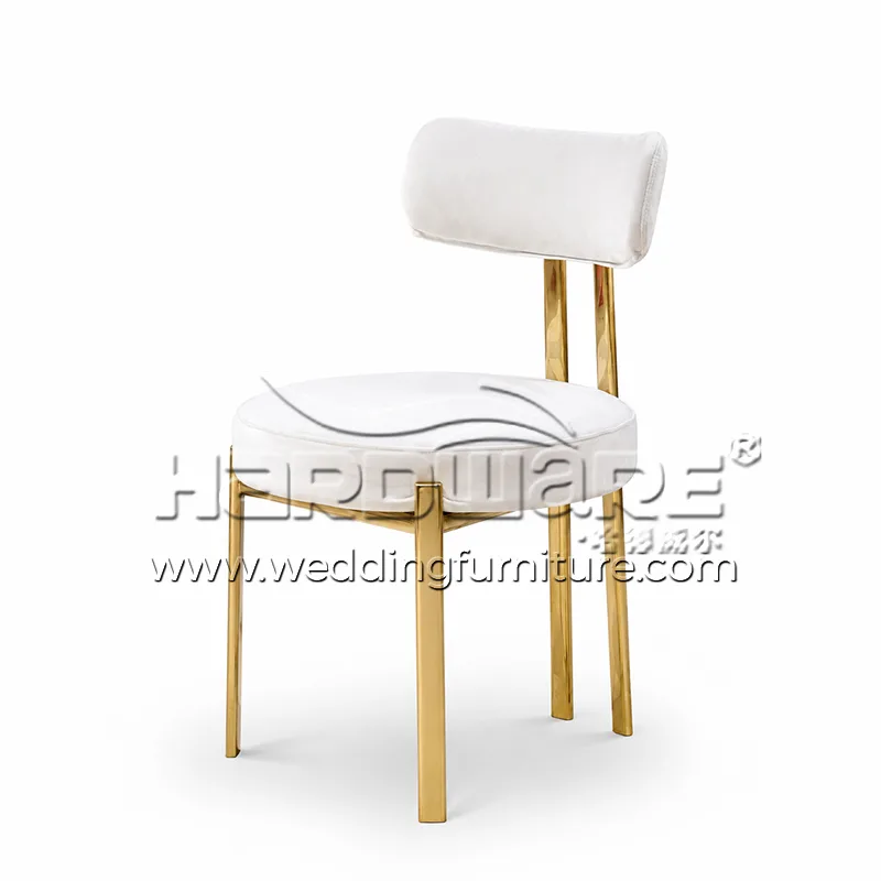Decorating Chairs for Wedding Ceremony