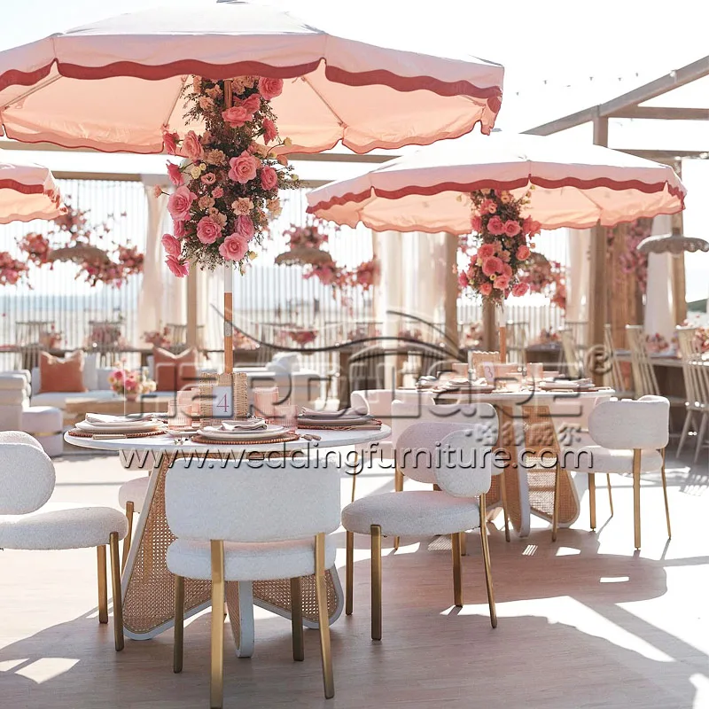 How Tables and Chairs Enhance Guest Experience in Outdoor