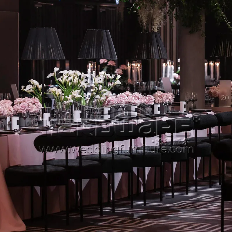 Choose Your Wedding Furniture Based on The Seasons