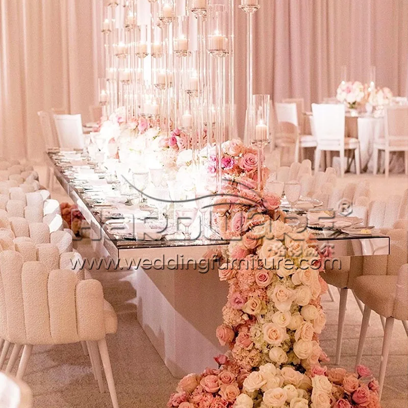 The Sweetness of Small Wedding Ceremonies