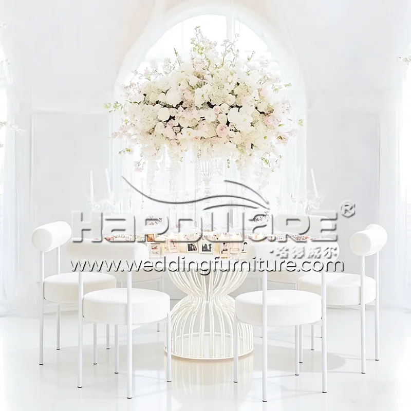 Stunning Wedding Table Will Be The Highlight of Your Big Day