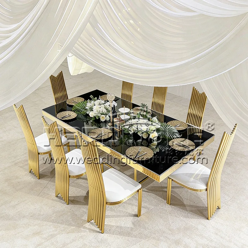 The Luxe Wedding Table That Stole the Show